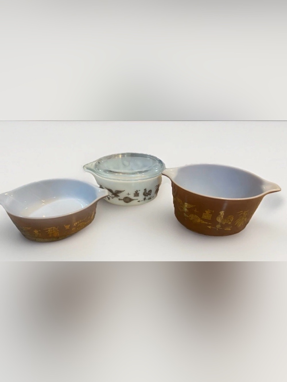 Pyrex Brown and White Gold-Accent Nesting Mixing Bowls (Set of 3)